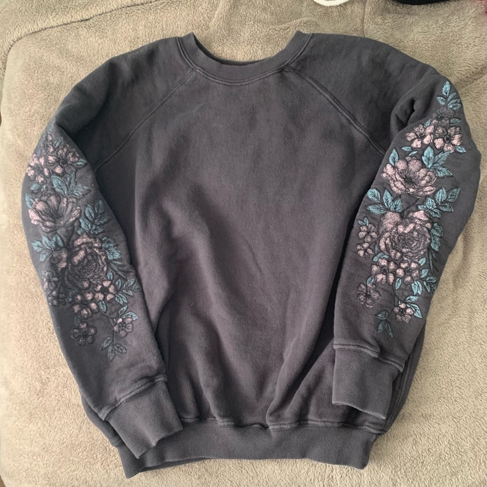 Spiritual Gangster Give Love crewneck